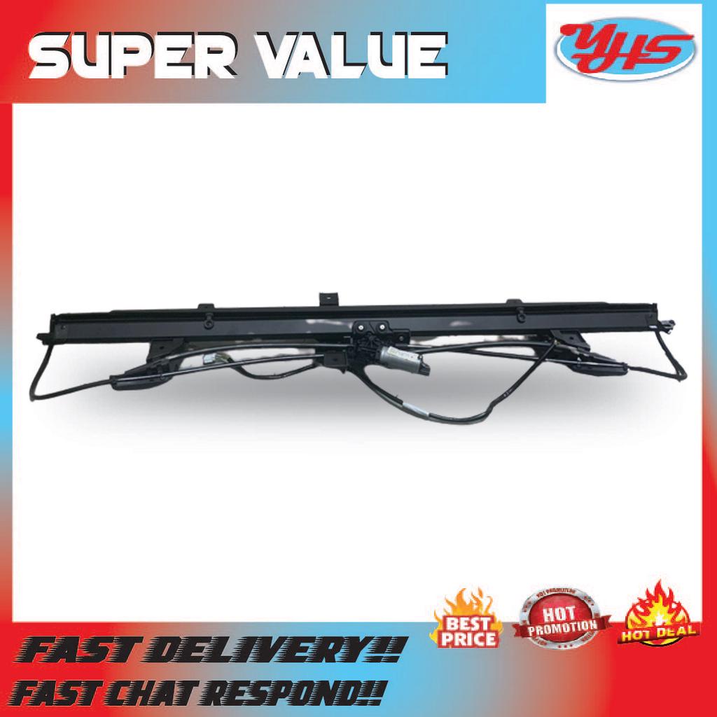 Used Ori Mercedes Benz w213 E200/ E300 /E400 rear sun roller blind Sunshade moto thumbnail