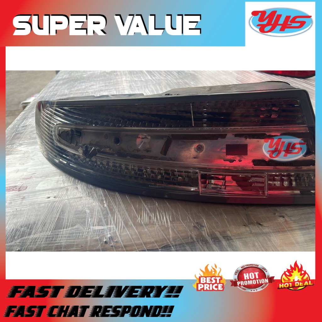 Aston Martin DB9 2014-2017 Tail Lamp Rear Light Taillamp Taillight Car Kereta Lampu Belakang (Right (Driver))