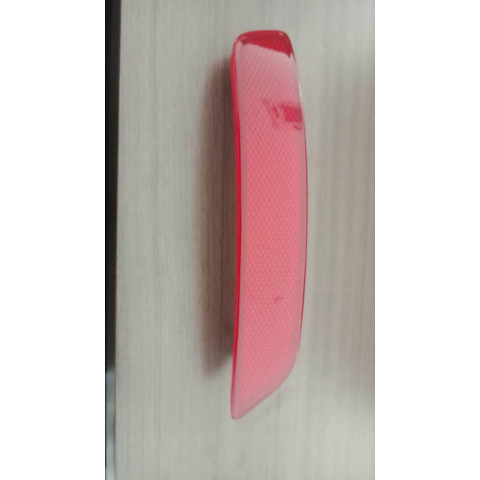 BMW X5 F15 Rear M Sport Bumper Left Reflector thumbnail
