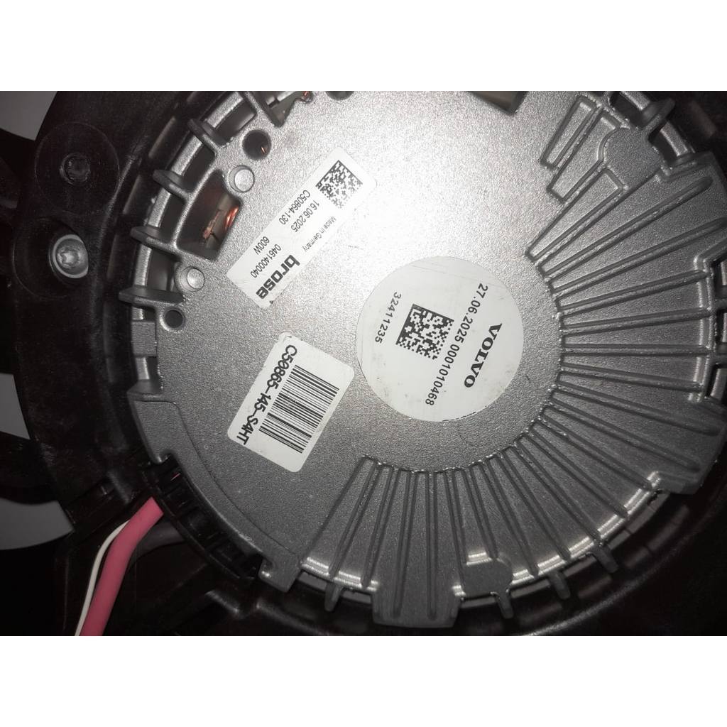 NEW CAR OUT VOLVO X60 II XC90T8 2018-2022 RADIATOR FAN ELECTRICAL thumbnail