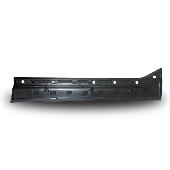 NEW ORI VOLVO XC40 2016-2019 FRONT DOOR TRIM LH DOOR SKIRTING thumbnail