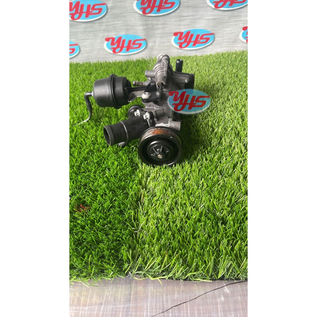 USED Mercedes A176 / 117 / 246 / 156 A270 water pump thumbnail
