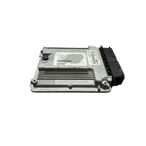 USED ORI MASERATI GHIBLI 3.0 V6 2015/2019 ENGINE CONTROL MODULE thumbnail