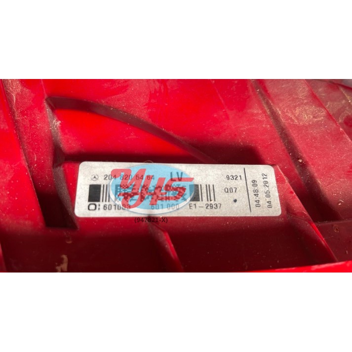 MERCEDES BENZ W204 Tail Lamp Rear Light Taillamp Taillight Car Kereta Lampu Belakang Mercedes-Benz (Right (Driver)) thumbnail