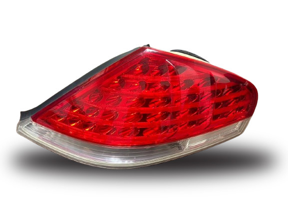 USED ORI BMW 6 SERIES E63 2014-2018 REAR TAIL LIGHT RH LH (RH)