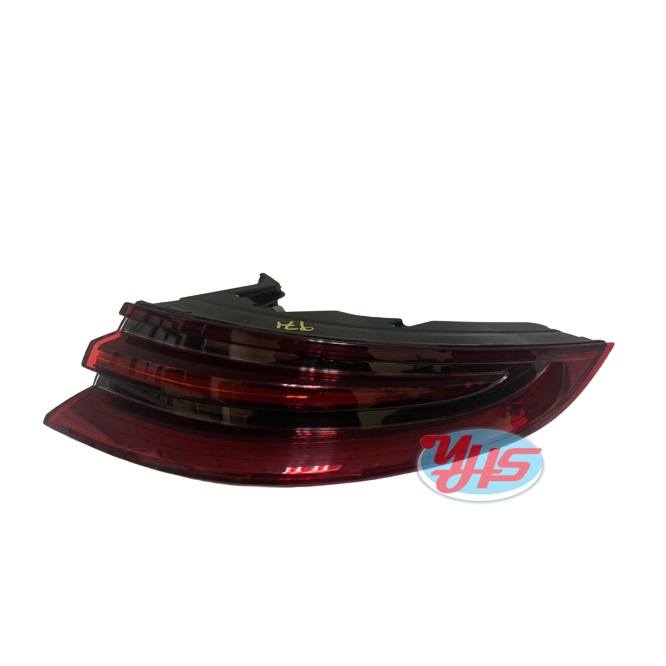 Used Porsche Panamera 971 Rear Right Taillight Lamp 971945092B thumbnail