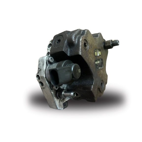 USED ORI BMW X6 E71 M57 2013-2017 DIESEL HIGH PRESSURE PUMP thumbnail