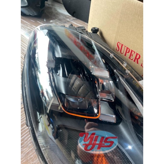 Porsche Macan Head Lamp Headlamp Head Lights FRONT DEPAN Car Lampu Kereta (Left (Passenger)) thumbnail