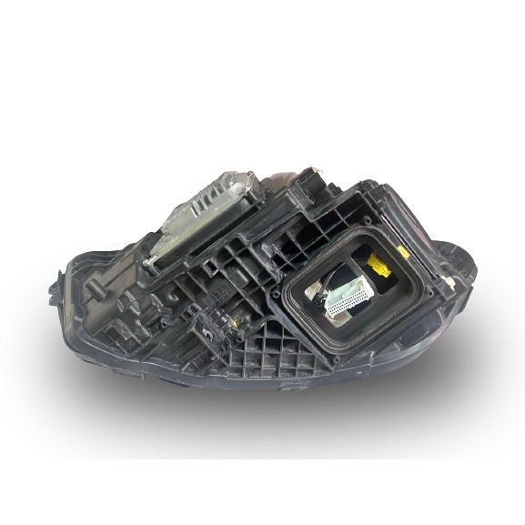 USED ORI MERCEDES A-CLASS W177 A250 LED RIGHT MULTIBEAM HEADLIGHT thumbnail