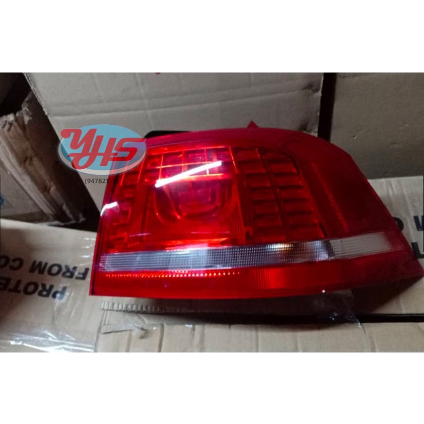 VOLKSWAGEN PASSAT B7 REAR LAMP RIGHT TAILLIGHT RH TAIL LAMP RH (NEW) LAMPU BELAKANG KANAN (BARU) thumbnail
