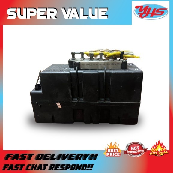 USED ORI MERCEDES SCLASS S220 DOOR LOCK VACUUM PUMP