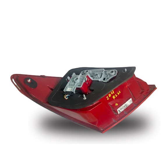 USED OEM MERCEDES C CLASS W204 2013-2017 TAIL LAMP (RIGHT) thumbnail