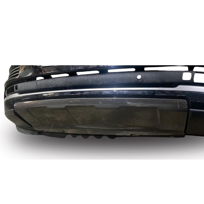 USED ORI RANGER ROVER VOGUE LR405 2016-2018 FRONT BUMPER thumbnail
