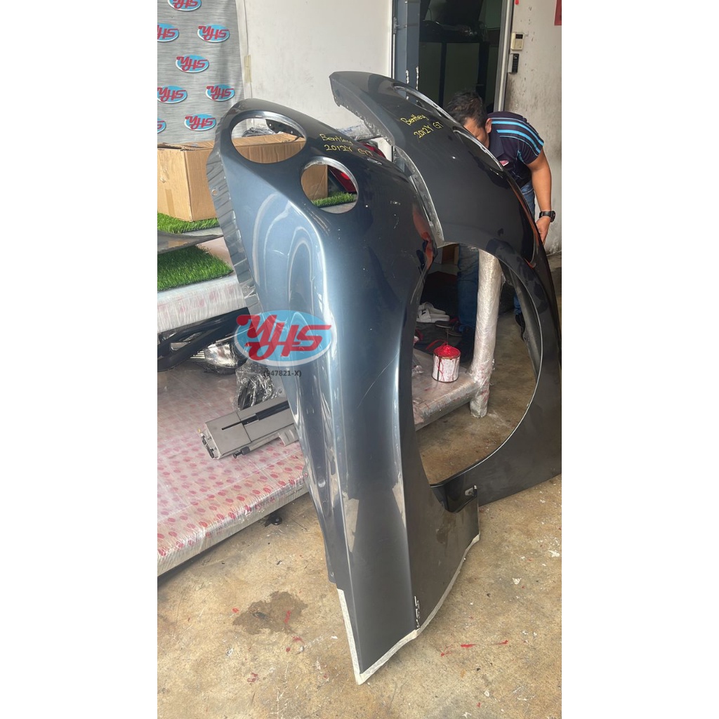 USED BENTLEY GT 2010 - 2015 year fender thumbnail