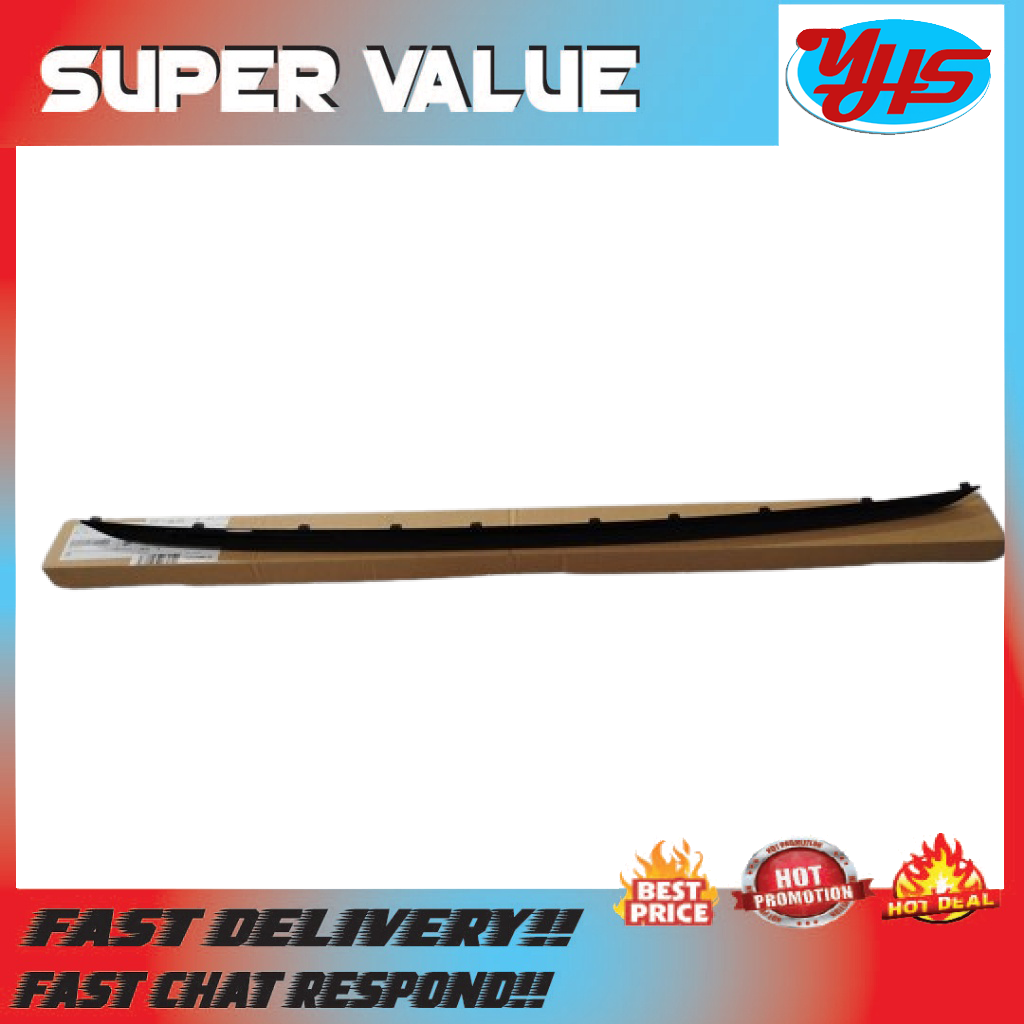 BMW G30 530I REAR CENTER BUMPER COVER MOLDING NEW ORIGINAL (2017-2023) thumbnail