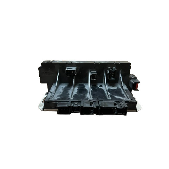USED ORI MERCEDES SCLASS S220 2007-2010 FUSE RELAY BOX MODULE thumbnail