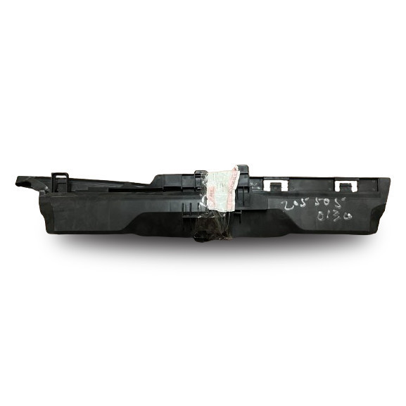 NEW ORI MERCEDES W205 2015-2018 TOP AIR DUCT thumbnail