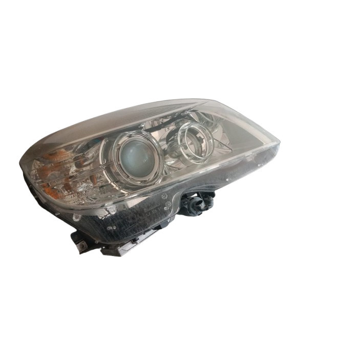 MERCEDES C-CLASS W204 PRE-FL 2007-10 DRIVER SIDE XENON HEADLIGHT thumbnail