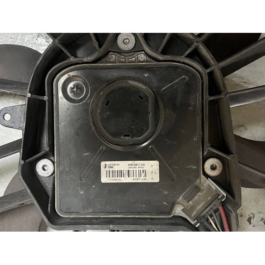 USED ORI JAGUAR XF 3.0 2.0 2014-2017 RADIATOR FAN thumbnail