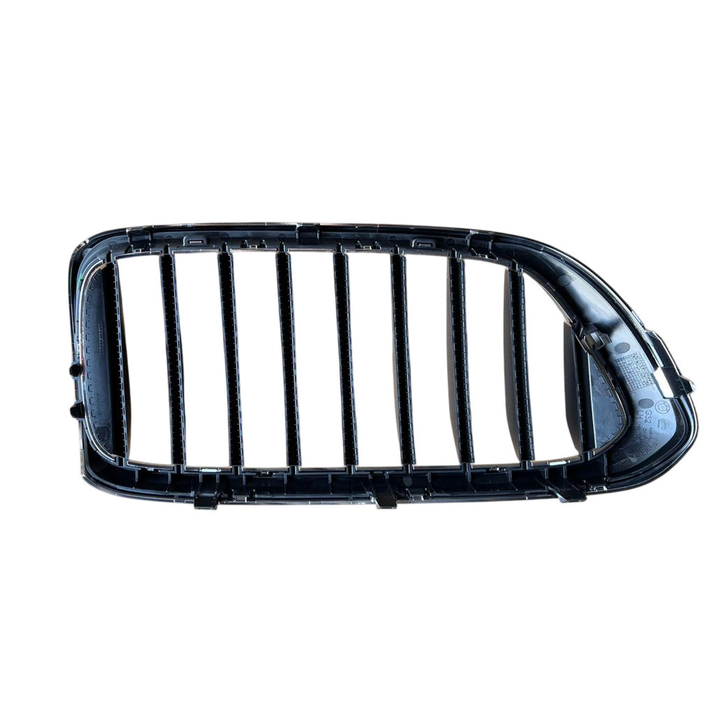 NEW ORI BMW G32 6 SERIES GRAN TURISMO 2017-2023 FRONT KIDNEY GRILLE RH LH (RH) thumbnail