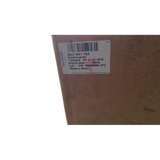 VW PASSAT B7  HEAD LAMP UNIT LH USED ORIGINAL (2014-2018) thumbnail