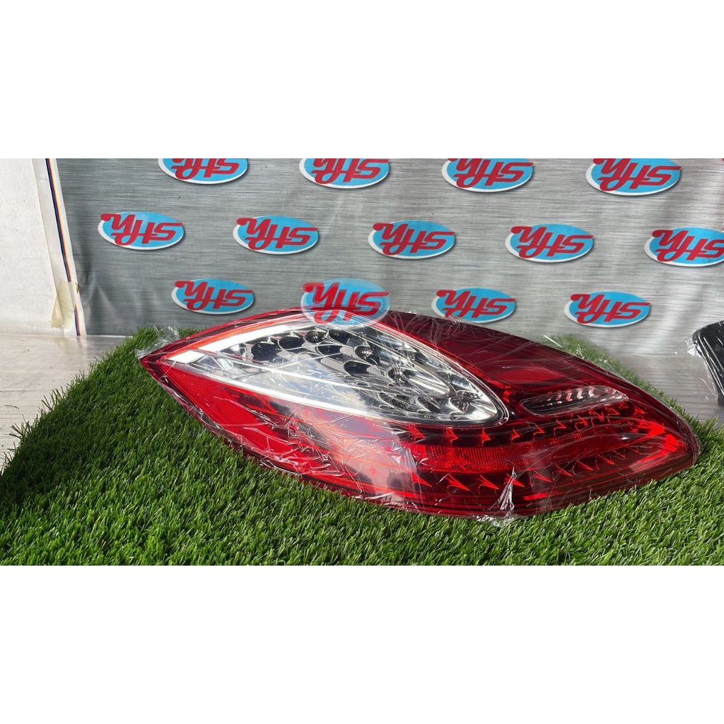 NEW OEM Porsche Paramera 970 tail lamp Tail Light Taillight (Germany lamp) (Left (Passenger)) thumbnail