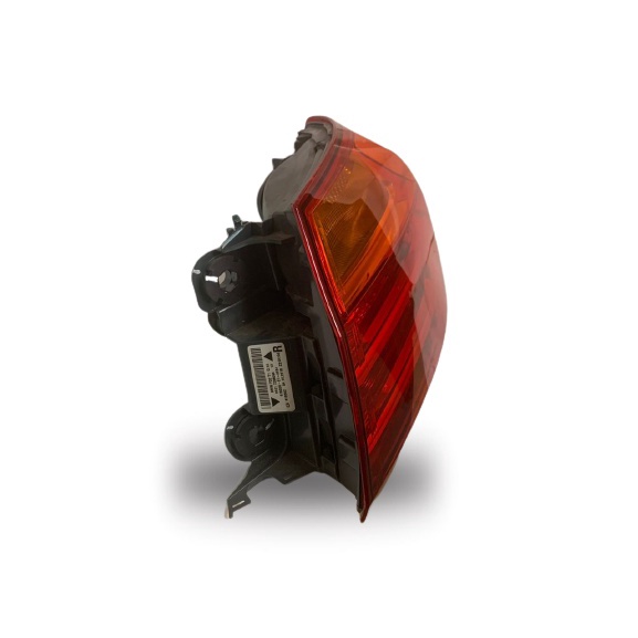 USED ORI BMW F32 GT TAIL LAMP LED RIGHT thumbnail