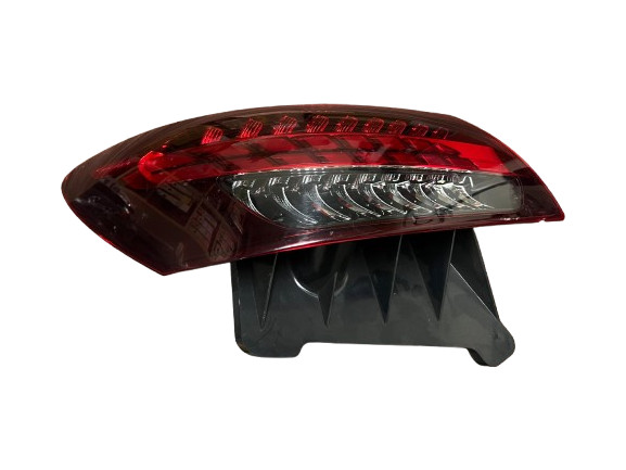 USED ORI MERCEDES W213 LCI NEW FACELIFT 2017-2022 REAR TAIL LAMP RH LH (RH) thumbnail
