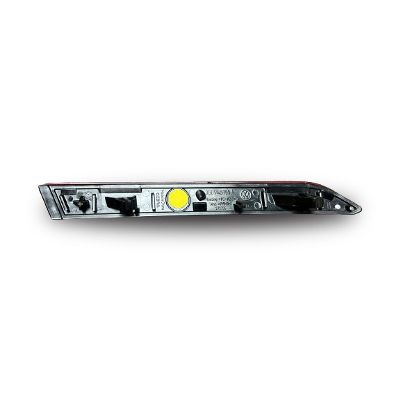 NEW ORI VOLKSWAGEN PASSAT B8 2015/2019 REAR OUTER BUMPER REFLECTOR LH thumbnail