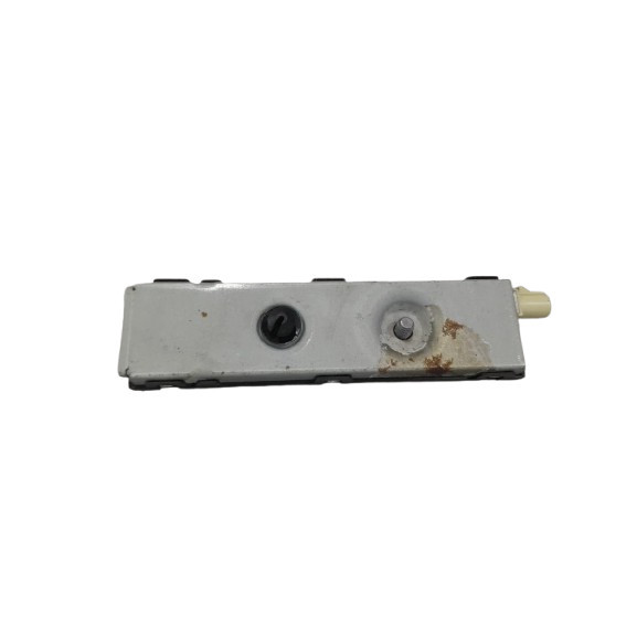 USED ORIGINAL MERCEDES BENZ E CLASS 2016-2023 ANTENNA AMPLIFIER thumbnail