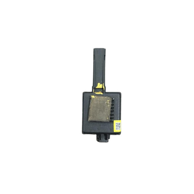 USED ORI JAGUAR XK XKR X150 RADIO ANTENNA RECEIVER MODULE thumbnail
