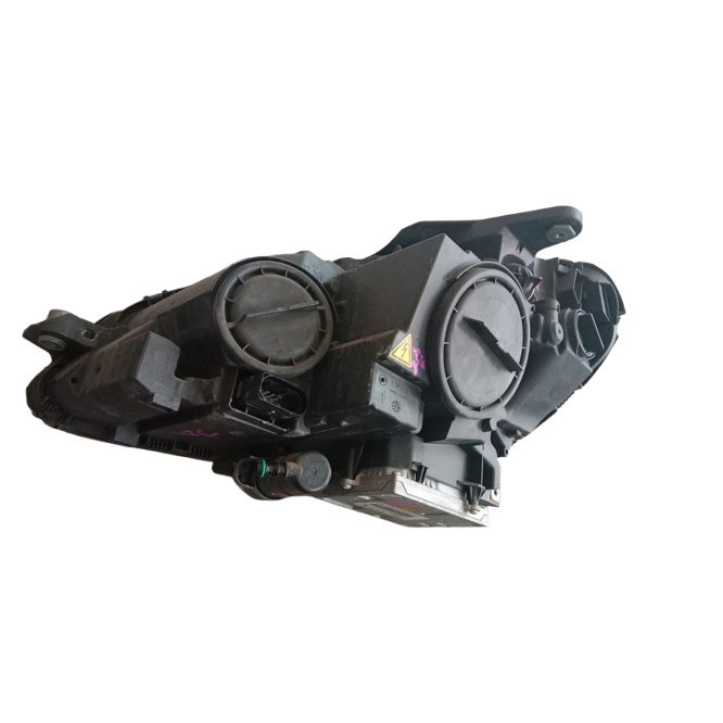 MERCEDES C-CLASS W204 PRE-FL 2007-10 DRIVER SIDE XENON HEADLIGHT thumbnail