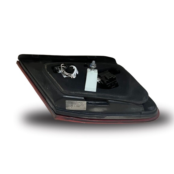 USED ORI MERCEDES W212 2012-2016 TAIL LAMP INSIDE RH LH (RH) thumbnail