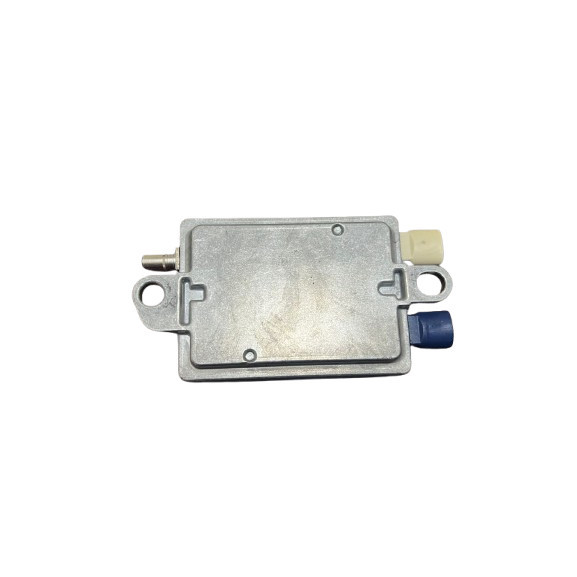 USED ORI BMW G30 2017-2022 USB HUB thumbnail