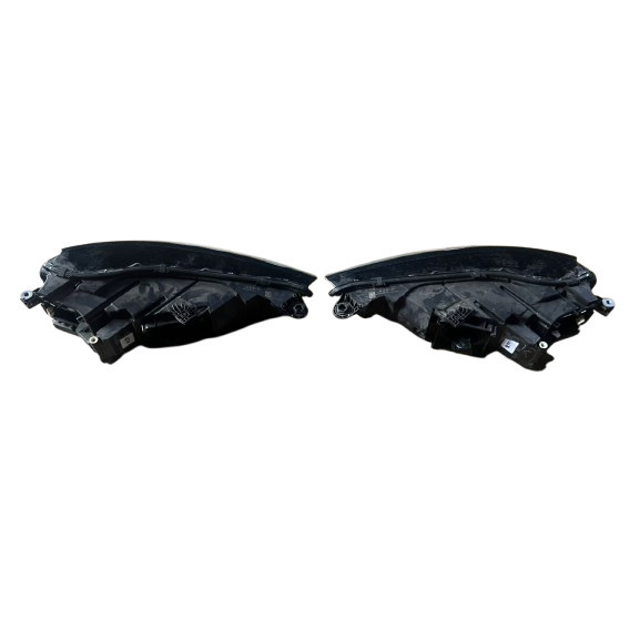 NEW CAR OUT AUDI Q5 2018/2023 HEAD LAMP RH LH (RH) thumbnail