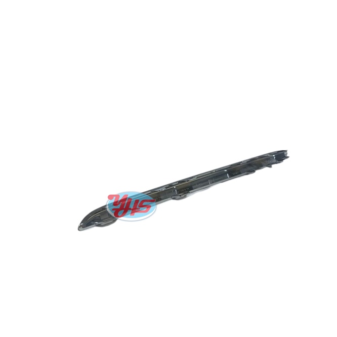 New Ori W246 Grille Moulding Trim Radiator Grill Top Trim RH A2468882085 thumbnail