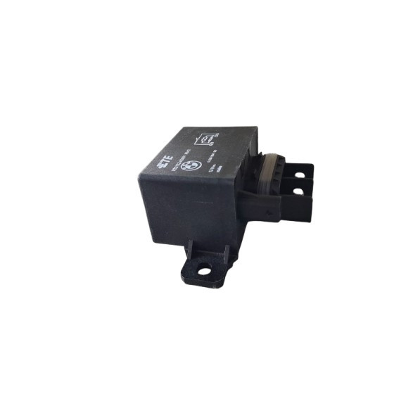 NEW CAR OUT BMW X7 X5 G05 X3 G03 X4 G04 2019-2025 ENGINE COOLING FAN RELAY thumbnail