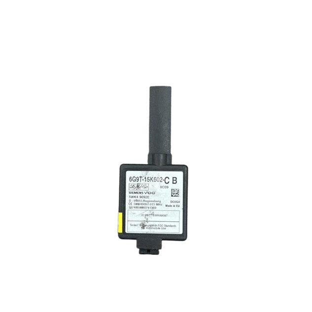 USED ORI JAGUAR XK XKR X150 RADIO ANTENNA RECEIVER MODULE thumbnail