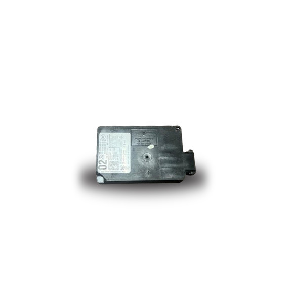 USED ORI MERCEDES W205 RADAR SENSOR MODULE thumbnail