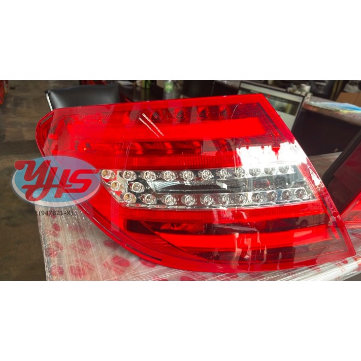 MERCEDES BENZ W204 Tail Lamp Rear Light Taillamp Taillight Car Kereta Lampu Belakang Mercedes-Benz (Right (Driver)) thumbnail