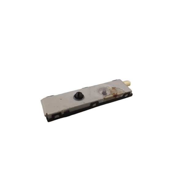 USED ORIGINAL MERCEDES BENZ E CLASS 2016-2023 ANTENNA AMPLIFIER thumbnail
